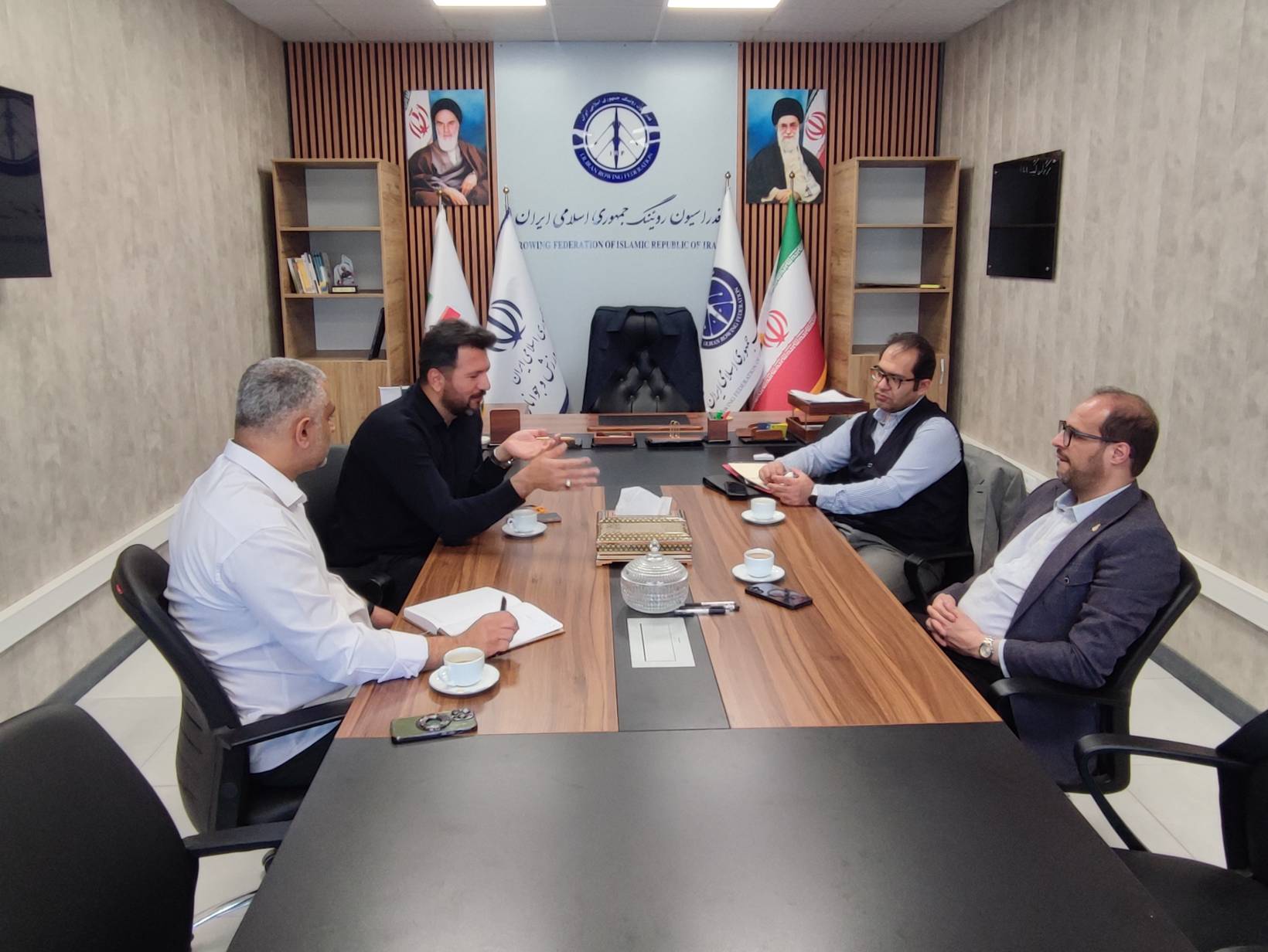 دیدار مدیر مرکز نظارت بر تیم‌های ملی کمیته ملی المپیک با رئیس فدراسیون روئینگ 