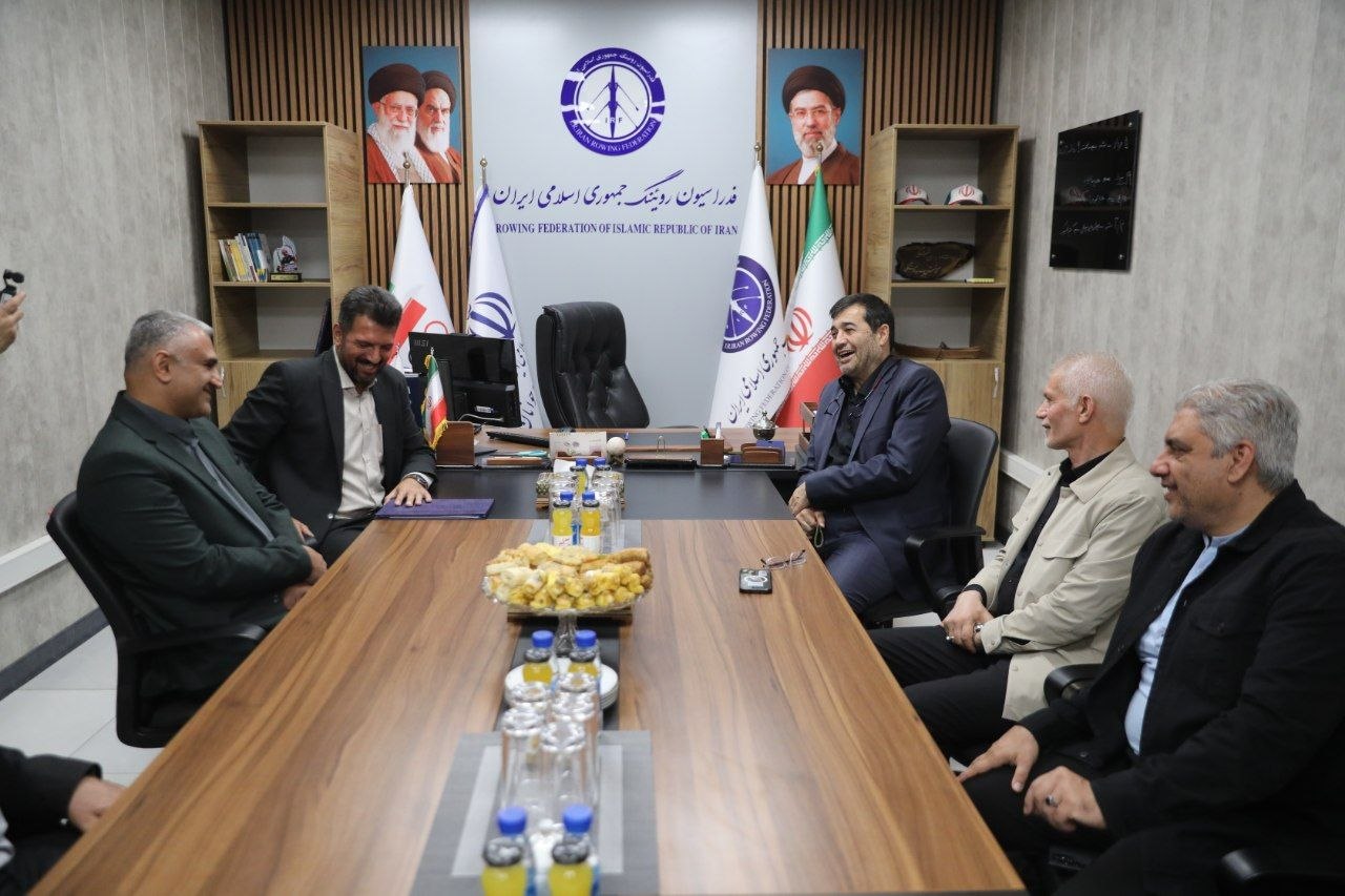 حضور دکتر دنیامالی در فدراسیون روئینگ